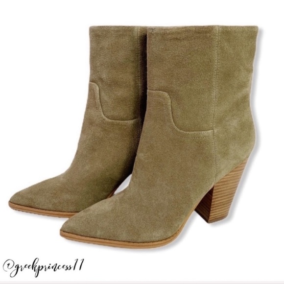 marc fisher ltd devin